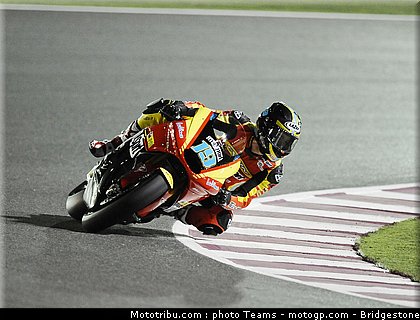moto2_qatar_2011_simeon_09.jpg