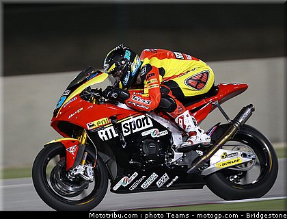moto2_qatar_2011_simeon_10.jpg