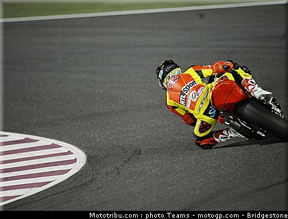 moto2_qatar_2011_simeon_11.jpg