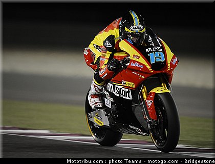 moto2_qatar_2011_simeon_14.jpg