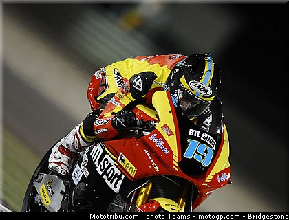 moto2_qatar_2011_simeon_17.jpg