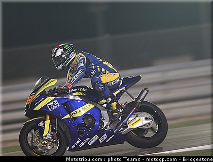 moto2_qatar_2011_smith_09.jpg