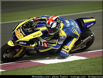moto2_qatar_2011_smith_10.jpg