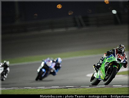 moto2_qatar_2011_sofuoglu_3.jpg