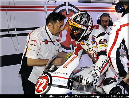 moto2_qatar_2011_takahashi_02.jpg