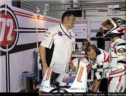 moto2_qatar_2011_takahashi_05.jpg