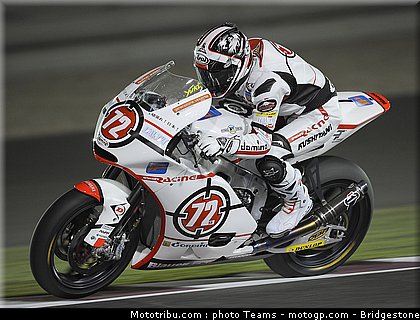 moto2_qatar_2011_takahashi_10.jpg