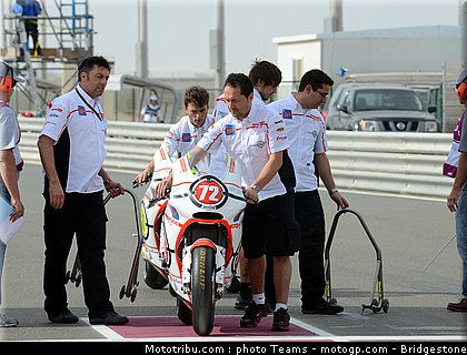moto2_qatar_2011_takahashi_16.jpg