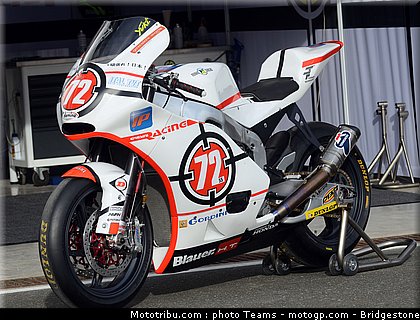 moto2_qatar_2011_takahashi_17.jpg