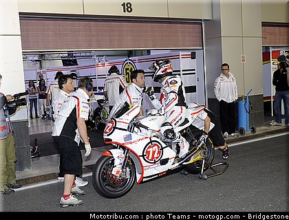 moto2_qatar_2011_takahashi_22.jpg