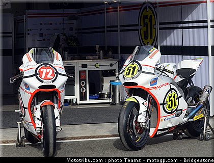 moto2_qatar_2011_team_gresini_2.jpg