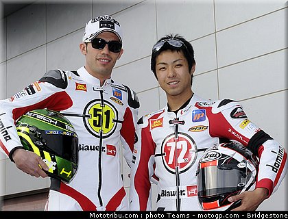 moto2_qatar_2011_team_gresini_4.jpg