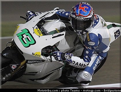 moto2_qatar_2011_west.jpg