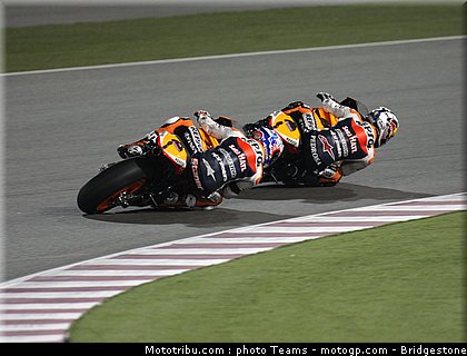 motogp_qatar_2011_0012.jpg