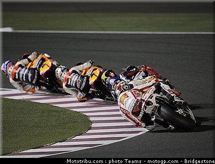 motogp_qatar_2011_0043.jpg
