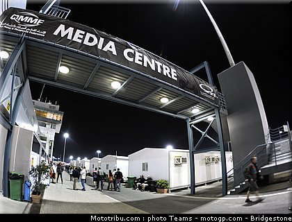 motogp_qatar_2011_0123.jpg