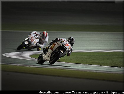 motogp_qatar_2011_aoyama_09.jpg
