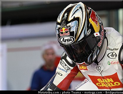 motogp_qatar_2011_aoyama_40.jpg