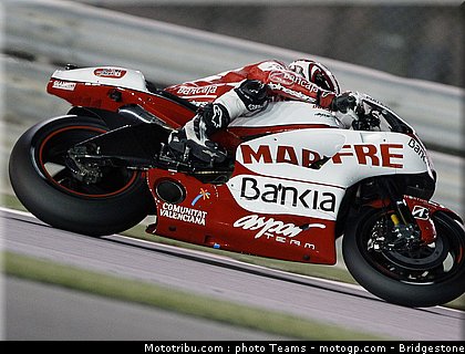 motogp_qatar_2011_barbera_03.jpg