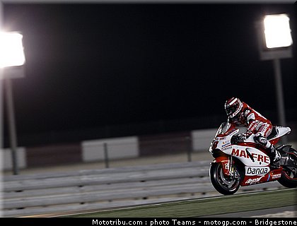 motogp_qatar_2011_barbera_07.jpg