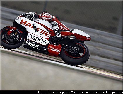 motogp_qatar_2011_barbera_08.jpg