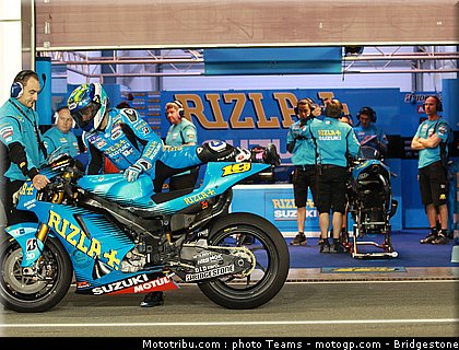 motogp_qatar_2011_bautista_23.jpg