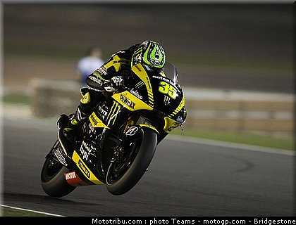 motogp_qatar_2011_crutchlow_05.jpg