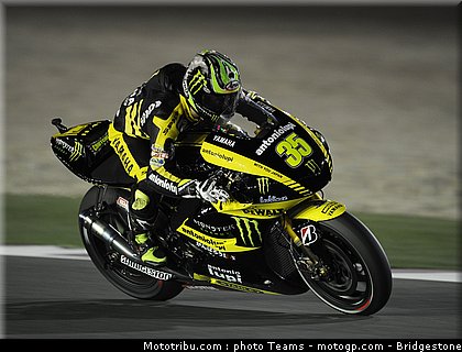 motogp_qatar_2011_crutchlow_06.jpg