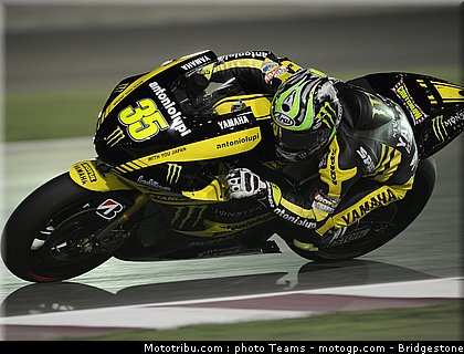 motogp_qatar_2011_crutchlow_12.jpg