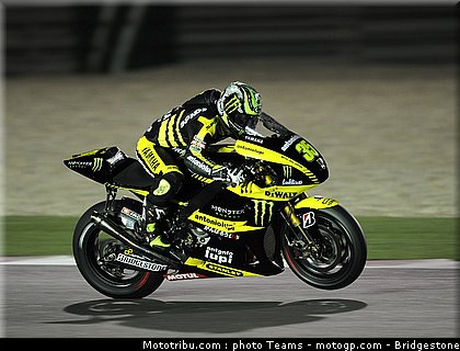 motogp_qatar_2011_crutchlow_16.jpg