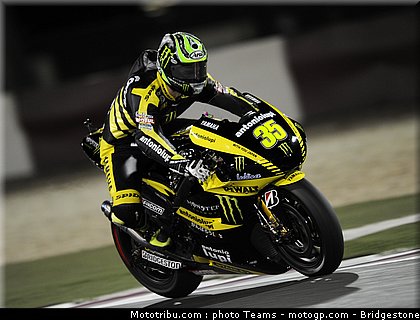 motogp_qatar_2011_crutchlow_28.jpg