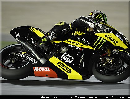 motogp_qatar_2011_crutchlow_29.jpg