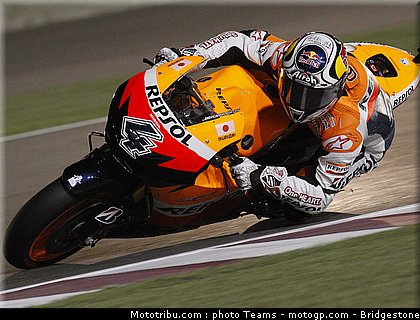 motogp_qatar_2011_dovizioso_01.jpg