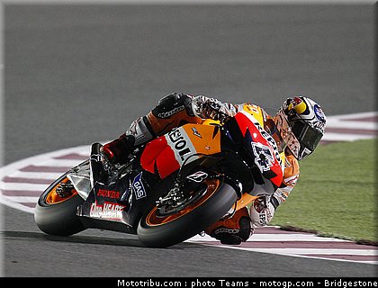 motogp_qatar_2011_dovizioso_03.jpg