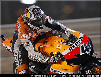motogp_qatar_2011_dovizioso_08.jpg
