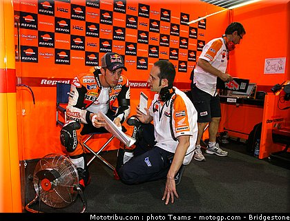 motogp_qatar_2011_dovizioso_16.jpg
