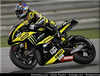 motogp_qatar_2011_edwards_08.jpg