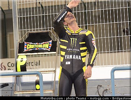 motogp_qatar_2011_edwards_12.jpg
