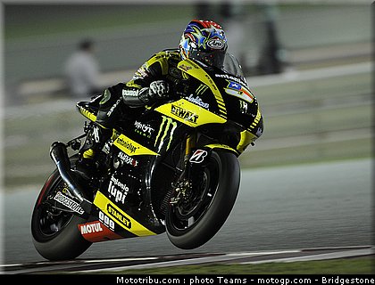 motogp_qatar_2011_edwards_28.jpg