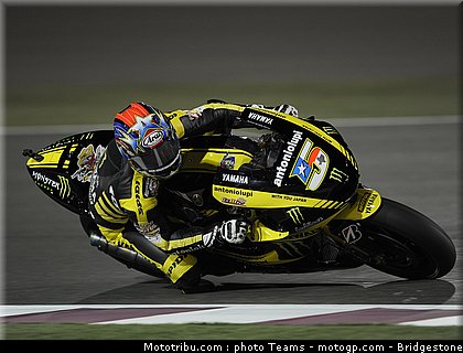 motogp_qatar_2011_edwards_30.jpg