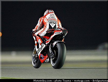 motogp_qatar_2011_hayden_04.jpg