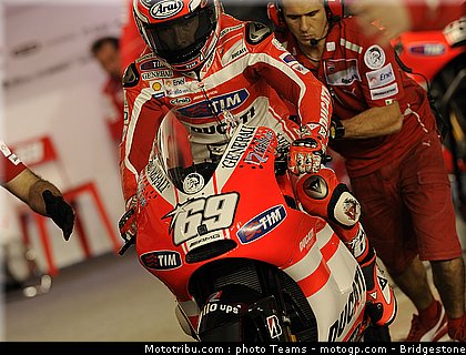 motogp_qatar_2011_hayden_15.jpg