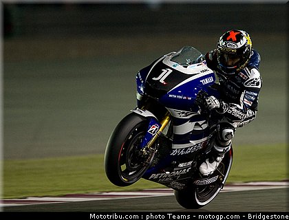 motogp_qatar_2011_lorenzo_001.jpg
