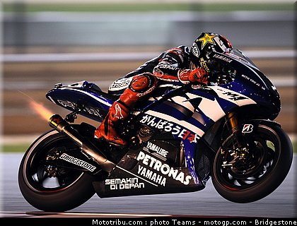 motogp_qatar_2011_lorenzo_011.jpg