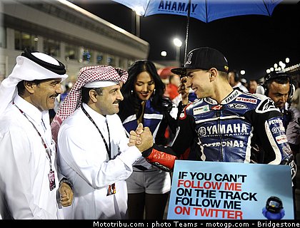 motogp_qatar_2011_lorenzo_025.jpg
