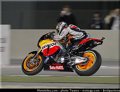 motogp_qatar_2011_pedrosa_07.jpg