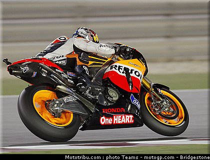 motogp_qatar_2011_pedrosa_12.jpg