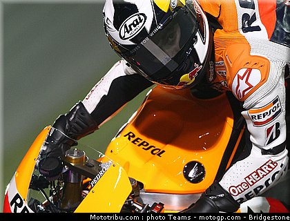 motogp_qatar_2011_pedrosa_28.jpg