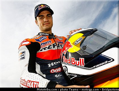 motogp_qatar_2011_pedrosa_30.jpg