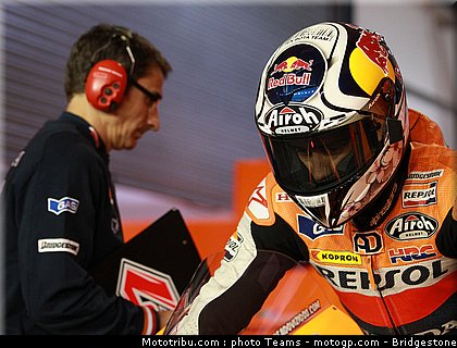motogp_qatar_2011_pedrosa_32.jpg